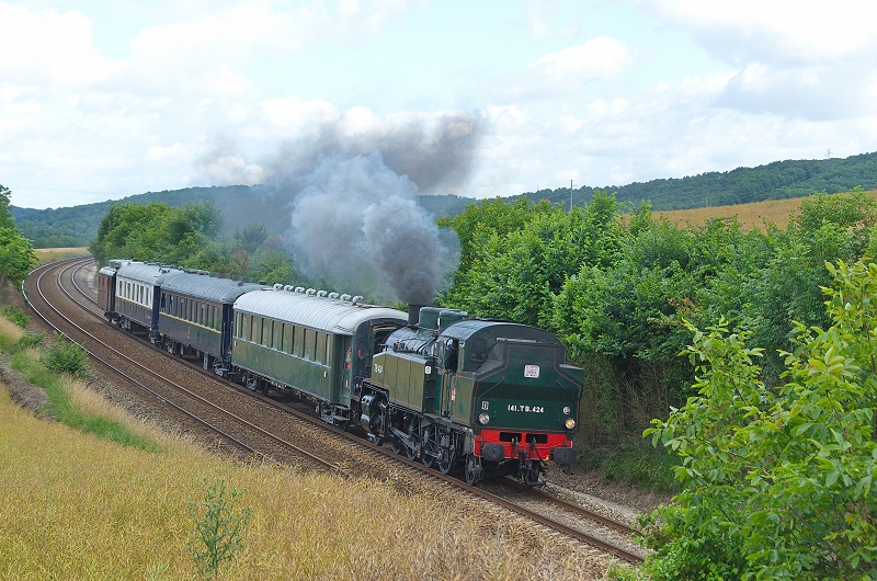 Le train à vapeur sur la ligne 4 entre Longueville et Flamboin (photo C. Santiciolli) 